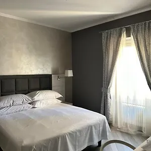 Prima Fila Premium Guest house