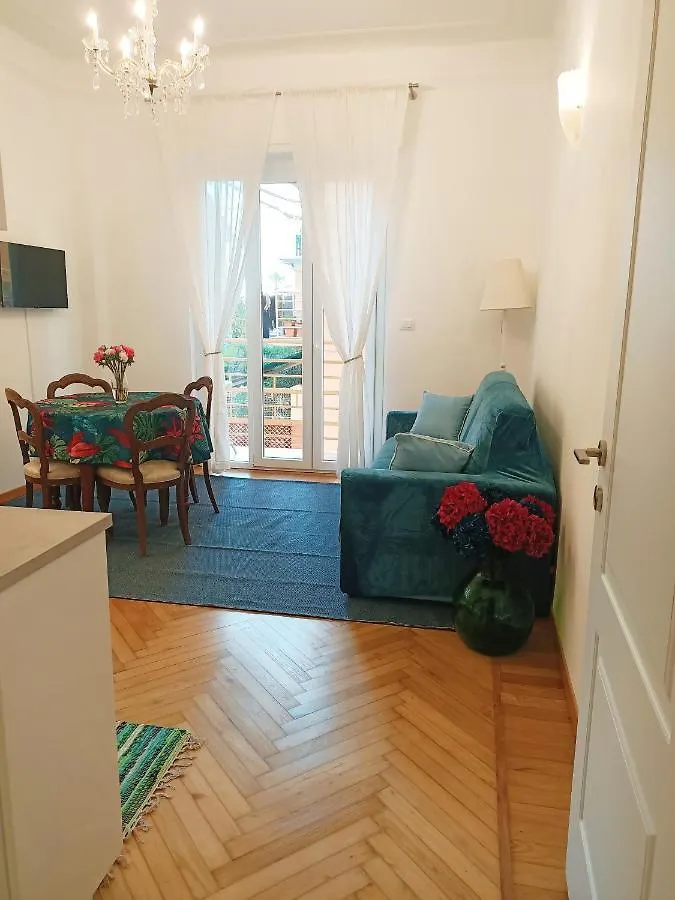Appartamento Interno 3 - Vicino Al Mare E Pista Ciclabile, Centro Zona Foce Sanremo 0*,